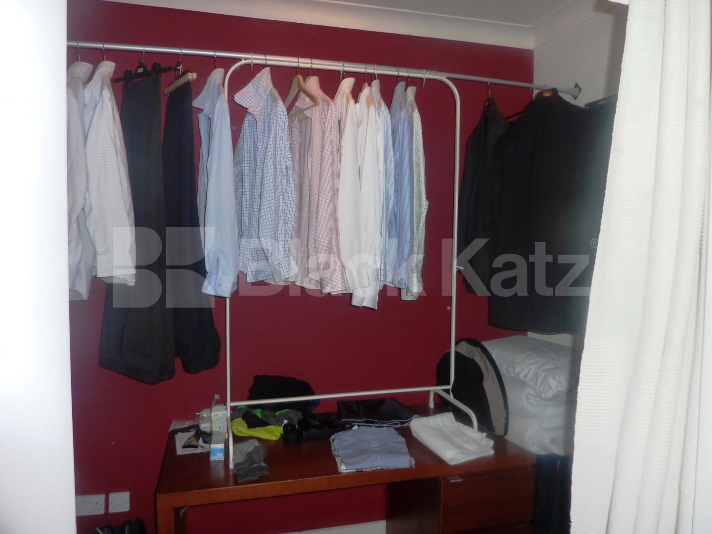 			STUNNING FLAT!, Studio Apartment, 1 bath, 1 reception Flat			 MONTAGUE SQUARE, MARYLEBONE/MAYFAIR